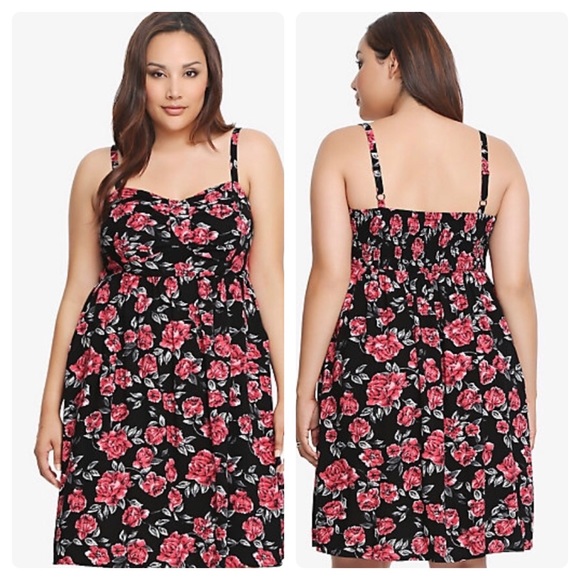 torrid Dresses & Skirts - [Torrid] Floral Bow Front Dress